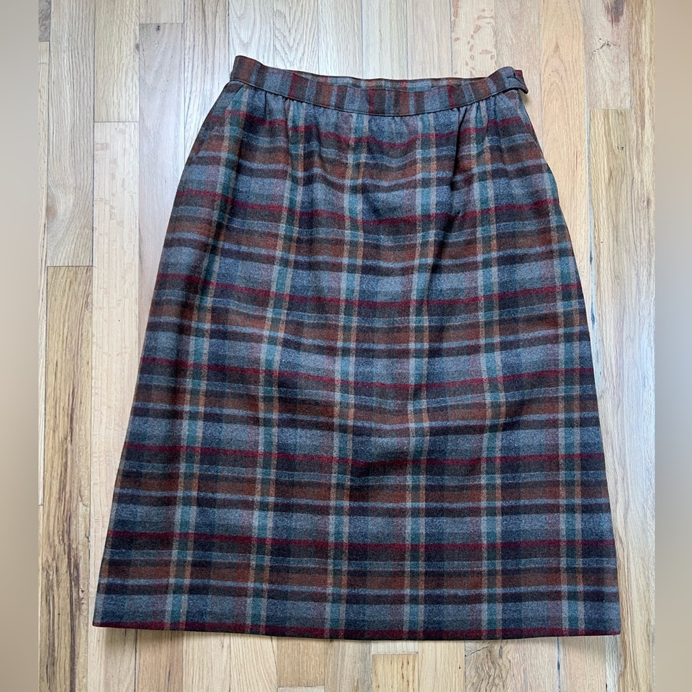 Pendleton Wool Plaid Pencil Skirt in Gray, Brown & Red